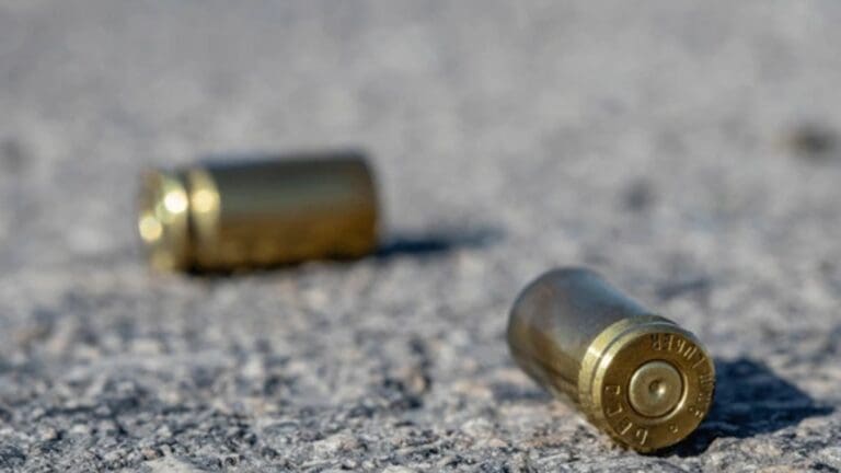 Video: Por no traer ni un peso, ladrón le dispara a su víctima y le quita la vida