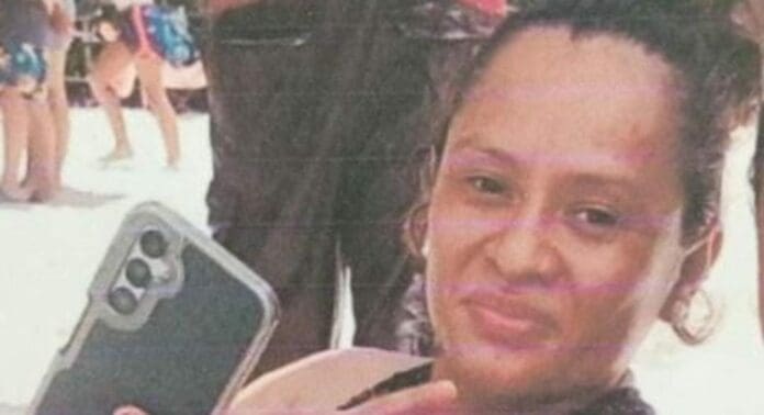 María Esther Castellanos Zapata, de 32 años, ha sido reportada como desaparecida en Playa del Carmen desde el pasado primero de septiembre.