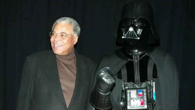 Murió James Earl Jones, icónica voz de Darth Vader en "Star Wars" y Mufasa en "El Rey León"
