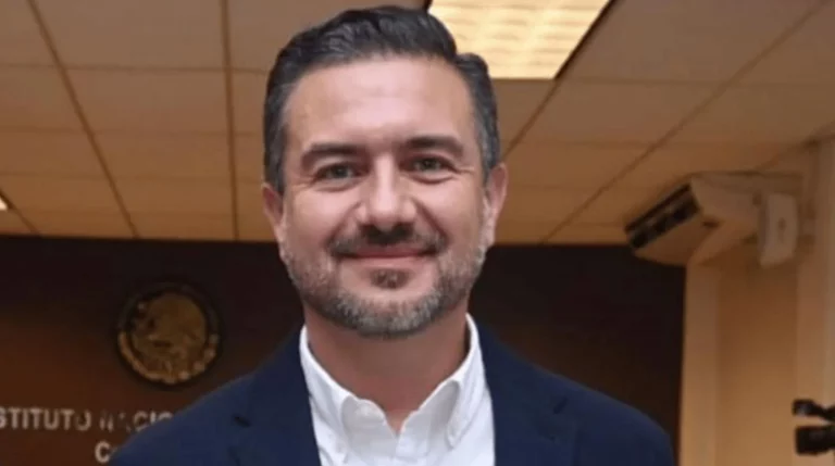 Senador Miguel Ángel Yunes Márquez anuncia su voto a favor de la reforma al Poder Judicial