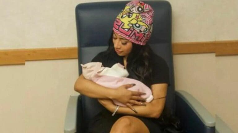 Cardi B se convierte en mamá por tercera vez; es niña