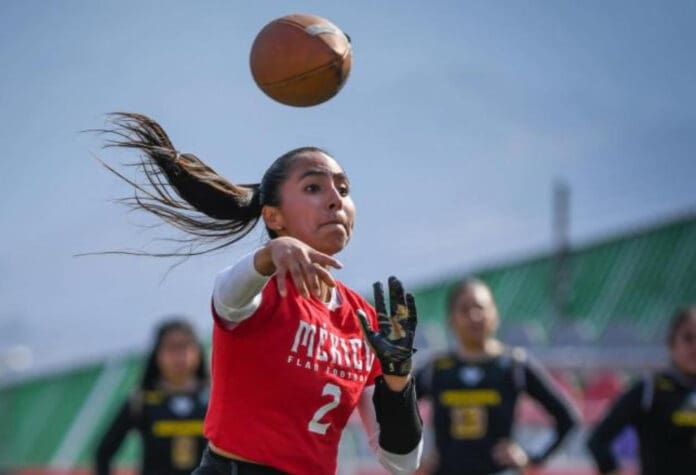 Mexicana Diana Flores será capitana honoraria de un juego de los Detroit Lions en la NFL