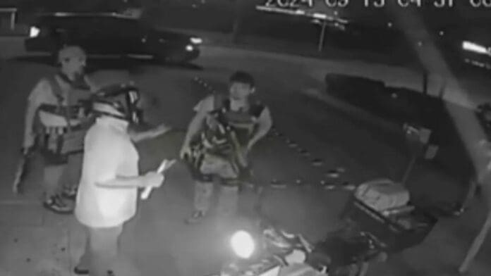 Video: Supuestos sicarios confunden a repartidor con un 