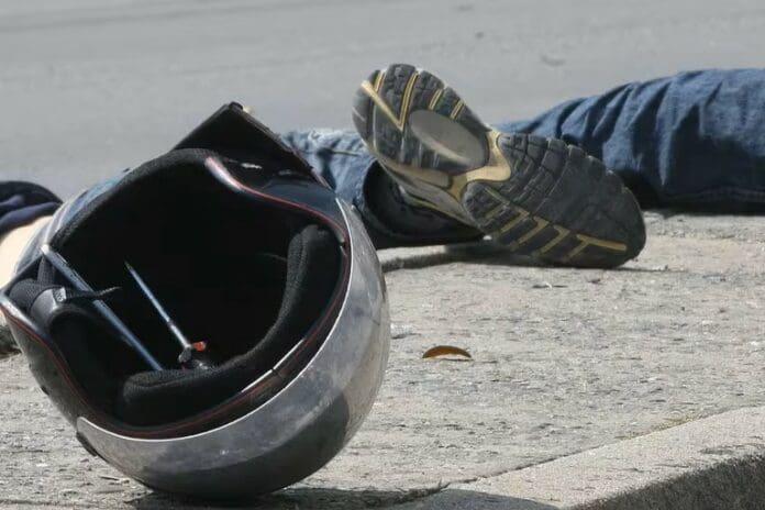 Video: Muere motociclista arrollado por tráiler en CDMX; el responsable se dio a la fuga