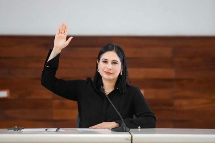 Escuchar y estar siempre al lado del pueblo, compromiso del próximo gobierno municipal: Estefanía Mercado