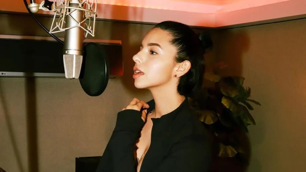 Reportan demanda contra Ángela Aguilar por despido injustificado a excorista