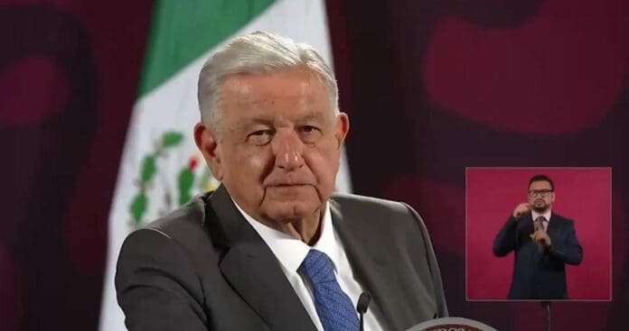 Le tengo aprecio al PRD, lamento su desaparición, pero los otros partidos deben aprender de sus errores, dijo AMLO.