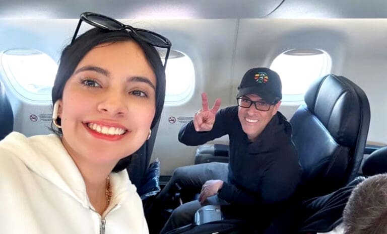 "Centennial" pide foto a Marco Antonio Regil sin saber quién era