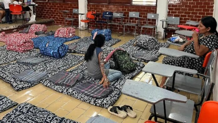 Habilitan más de 100 refugios en Quintana Roo por ciclón 