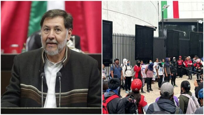 Noroña prohíbe acceso a ciudadanos al Senado; normalistas se manifiestan en contra