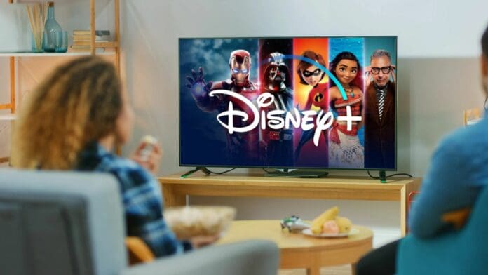 Disney Plus anuncia que cobrará extra a usuarios que compartan la contraseña de sus cuentas