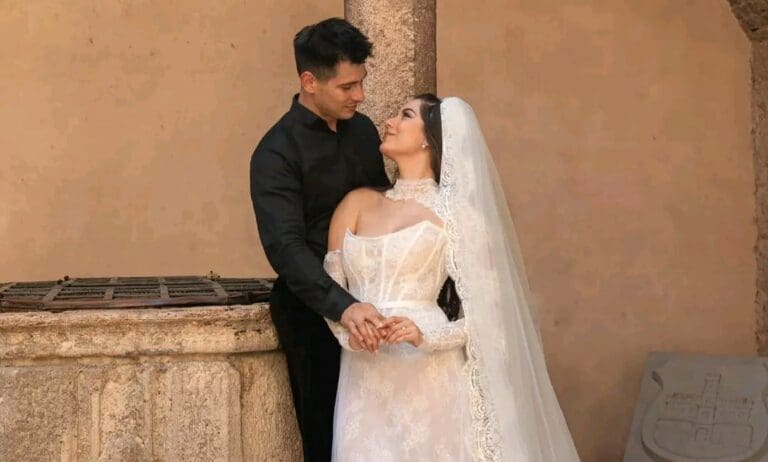 VIDEO: Influencer mexicana Valeria Villalobos diseñó y confeccionó sus vestidos de novia
