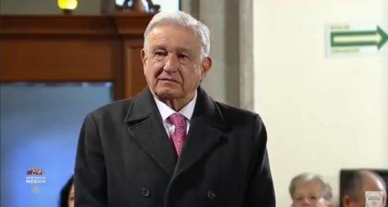 Video: Luego de mil 440 conferencias, AMLO encabeza su última mañanera