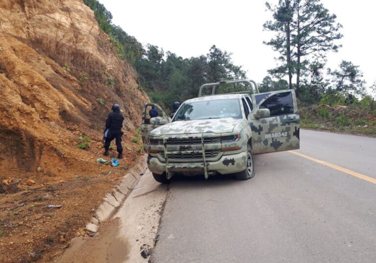 Matan a balazos a tres delincuentes que emboscaron a autoridades en Teloloapan, Guerrero