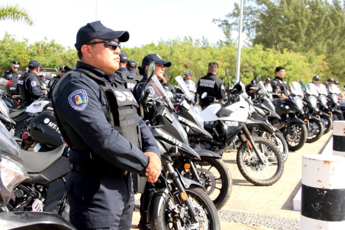 En Cancún, más de 5% de policías serían corruptos, según su secretario de Seguridad
