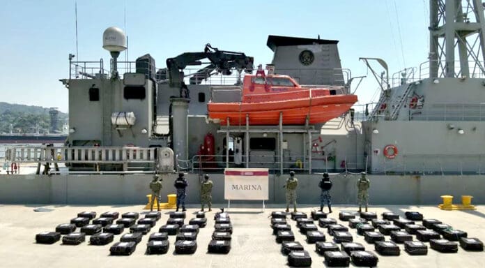 Asegura la Marina más de tres toneladas de cocaína frente a las costas de Colima