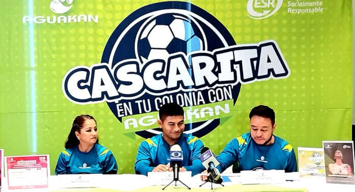 Con “Cascarita en tu Colonia”, torneo de futbol sala, Aguakan busca promover la convivencia familiar