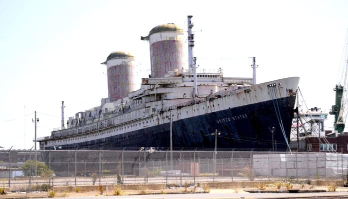 Histórico barco de Estados Unidos se convertiría en el arrecife artificial más grande del mundo