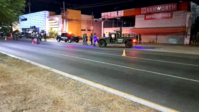 Llegan 590 militares a Culiacán; son “recibidos” con siete muertos y seis levantones