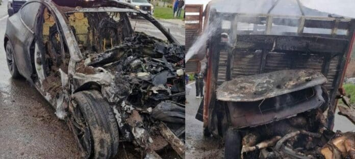 Mueren tres personas calcinadas tras un fuerte choque entre un Tesla y una camioneta ocurrido en el estado de Tlaxcala.