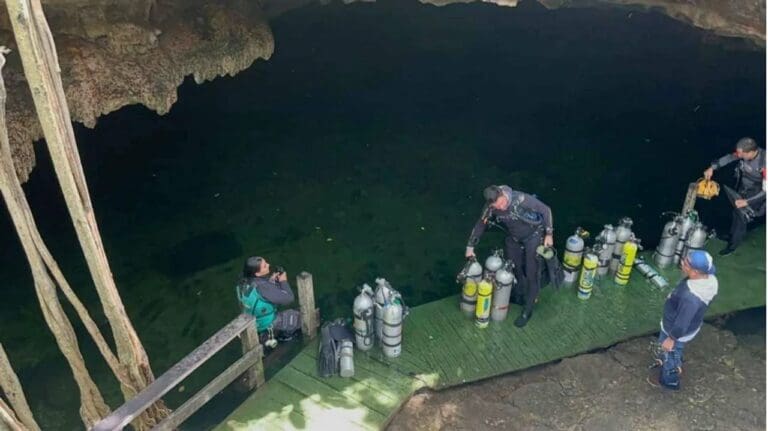 Hallan cadáver de buzo argentino perdido en cenote de Yucatán