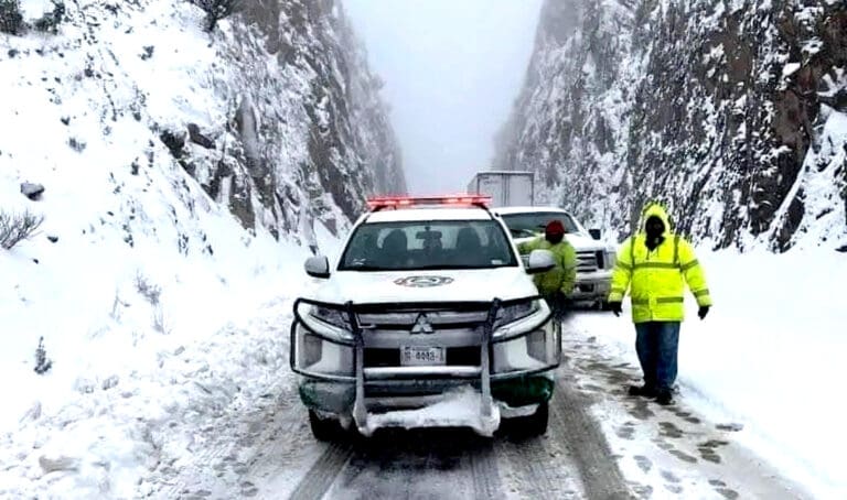 Provoca frente frío temperaturas bajo cero en Chihuahua, en pleno otoño