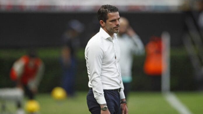 Acusan a Fernando Gago, ex DT de Chivas, de dejar en malas condiciones la propiedad que rentaba en Guadalajara