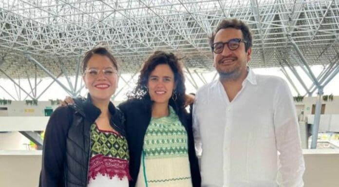 Luisa Alcalde y Andrés Manuel López Beltrán realizaron una asamblea informativa del partido Morena en Cancún.