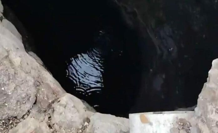 Gracias a la formación de un socavón, algunos ciudadanos descubrieron un cenote en el centro de Tizimín, Yucatán.