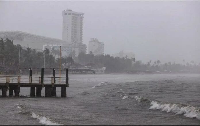 Kristy evoluciona a huracán categoría 1; hay alerta en cuatro estados de México