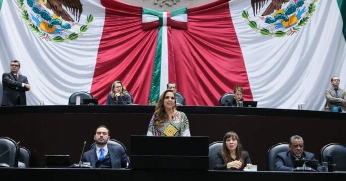 Asiste la gobernadora Mara Lezama a sesión solemne en la Cámara de Diputados por los 50 años de Quintana Roo.