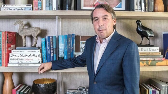 Emilio Azcárraga dejará de ser CEO de Televisa; su remplazo es un exdirectivo de Google
