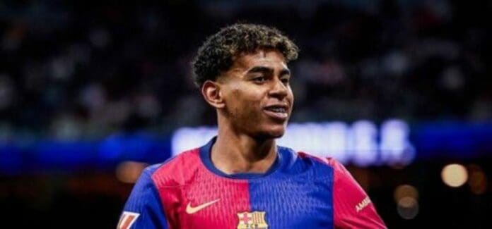 Jugadores y autoridades condenan los insultos racistas contra el joven Lamine Yamal, futbolista del Barcelona.