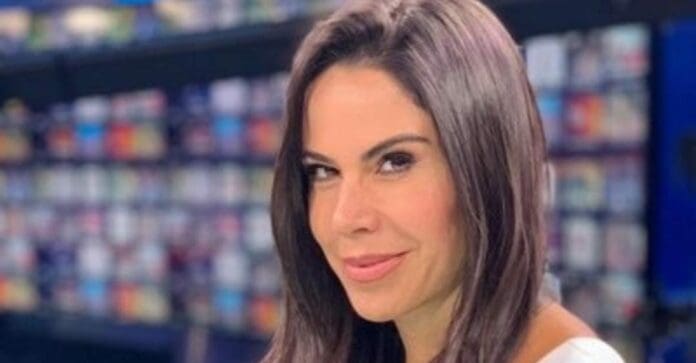 Critican a la conductora de noticias Paola Rojas por registrar como marca 
