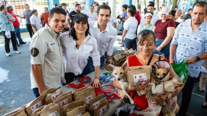Estefanía Mercado y Eugenio Segura encabezan jornada de bienestar animal en Playa del Carmen