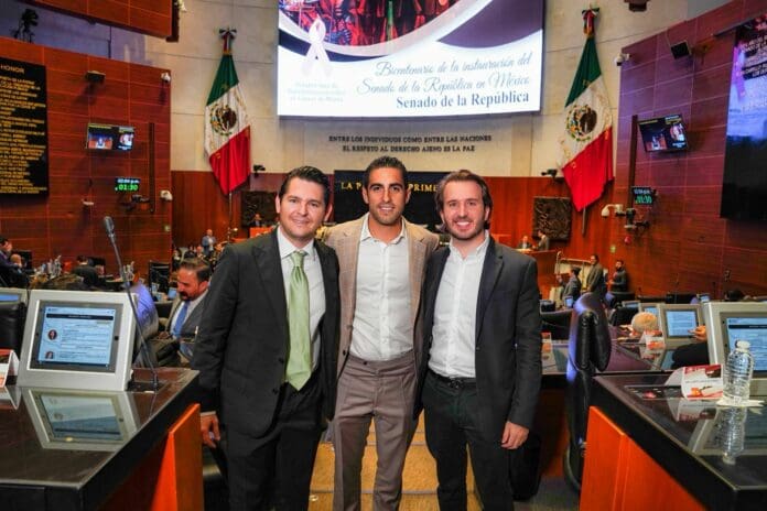 Regidor de Solidaridad, Fernando Muñoz, se reúne en el Congreso de la Unión para fortalecer transparencia y desarrollo en el municipio