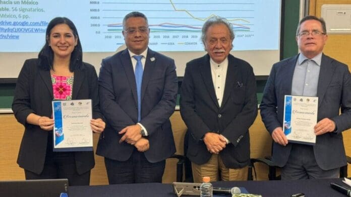 Estefanía Mercado presenta en la UNAM el programa de gobierno “Prosperidad Para Todos”