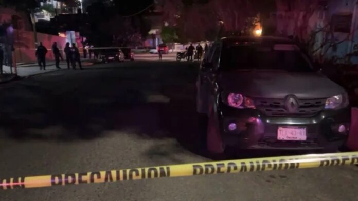 Matan a cinco personas en ataque armado contra líder transportista en Oaxaca