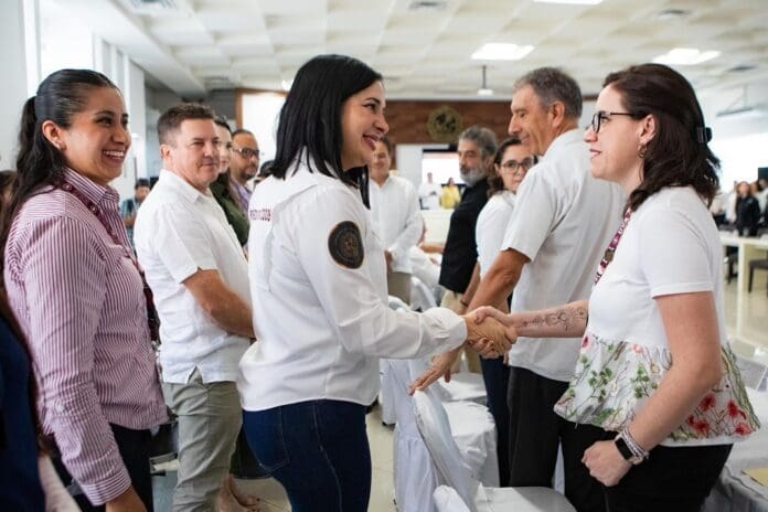 Administración de Estefanía Mercado gestiona módulo de PROFECO en Playa del Carmen