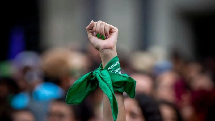 Zacatecas se suma a las entidades que despenalizan el aborto