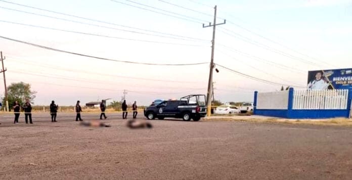 Tiran cinco cadáveres frente a la Universidad de Sinaloa, campus Culiacán