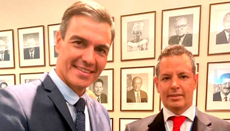 Ligan a senador de Morena a escándalo de corrupción en España