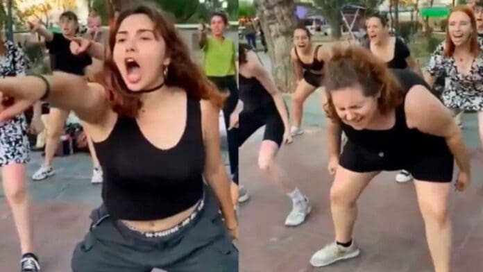 Feministas bailan en parque de Argentina para protestar contra Elon Musk, Donald Trump y Javier Milei