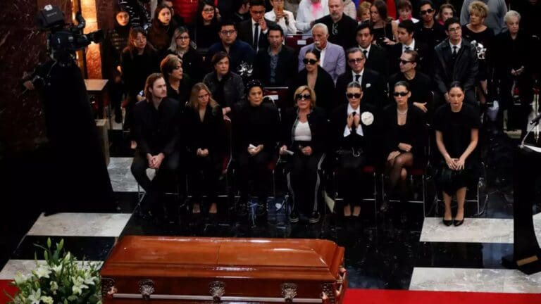 Así fue el homenaje de Silvia Pinal en Bellas Artes