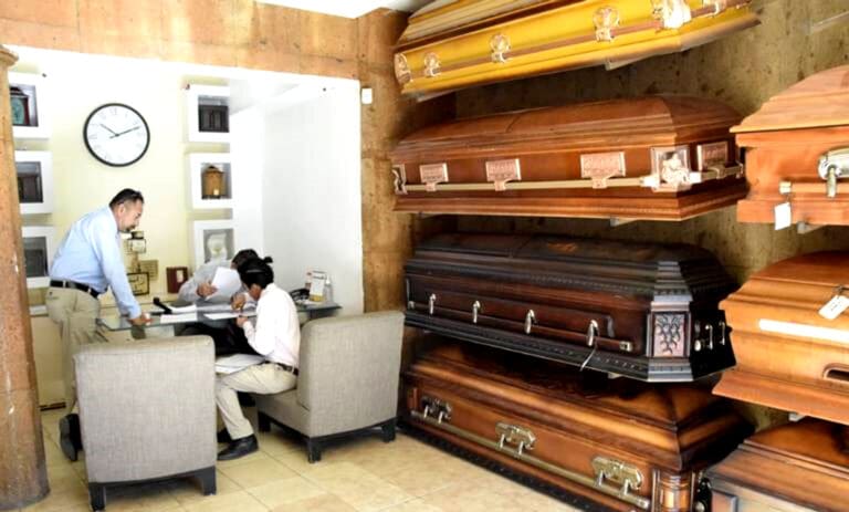 Morir en México: cuesta hasta 74 mil pesos un servicio funerario modesto