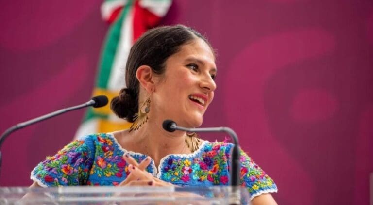 Bertha Alcalde Luján, hermana de líder de Morena, queda en la terna final para Fiscalía de la Ciudad de México.