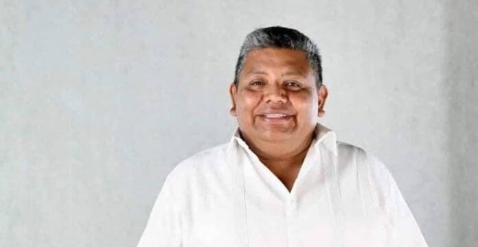 El alcalde de Ixtlahuaca, Oaxaca golpeó a una mujer tras un percance vial. El político del Partido Verde ya pidió licencia.