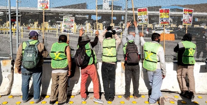 Donantes de Donald Trump emplean a migrantes mexicanos con visas de turista