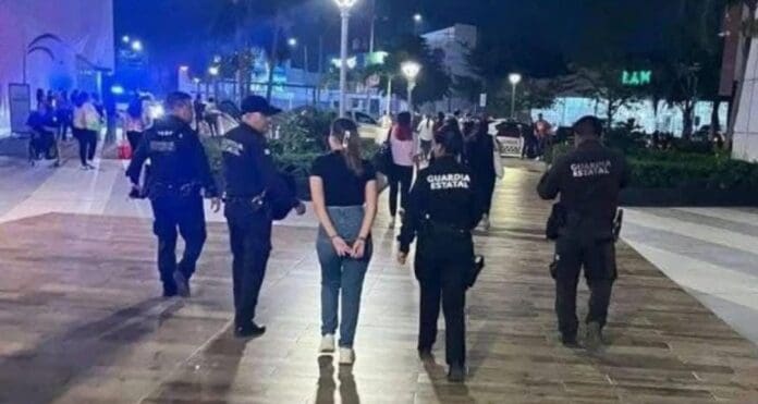 Desmiente Melanie Barragán, la joven agredida en Tamaulipas por su expareja, que haya robado; fue una confusión.
