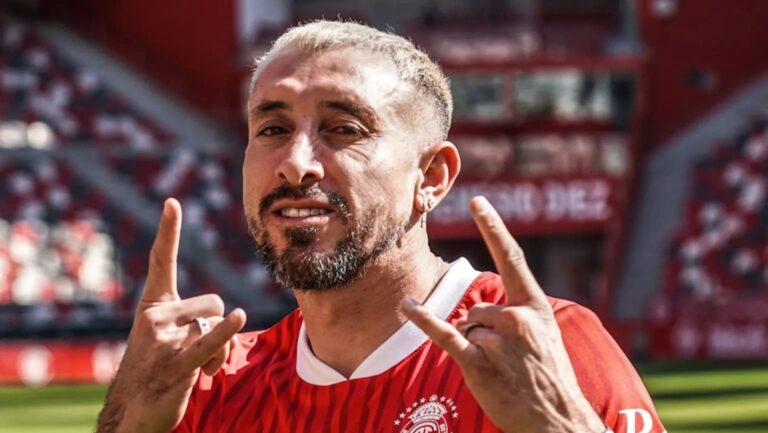 Video: Héctor Herrera regresa a México como refuerzo del Toluca para el Clausura 2025